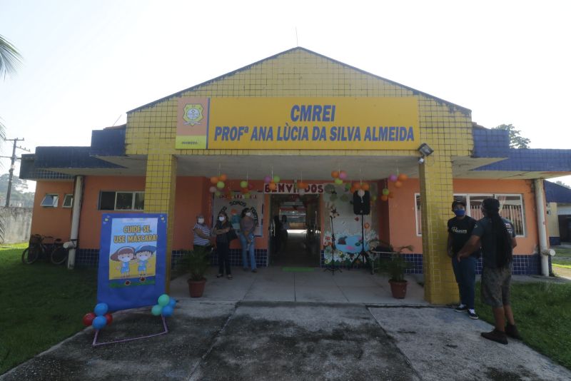 Assinatura de ordem de serviço da CMREI Ana Lúcia