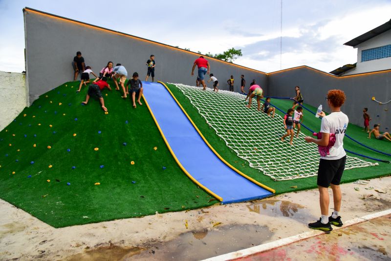 Inauguração da praça de Águas Lindas Parque das Águas