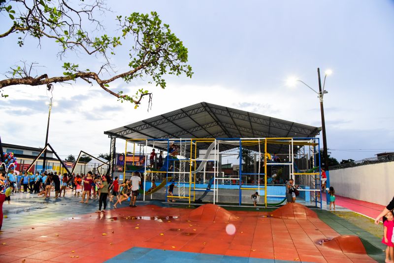 Inauguração da praça de Águas Lindas Parque das Águas