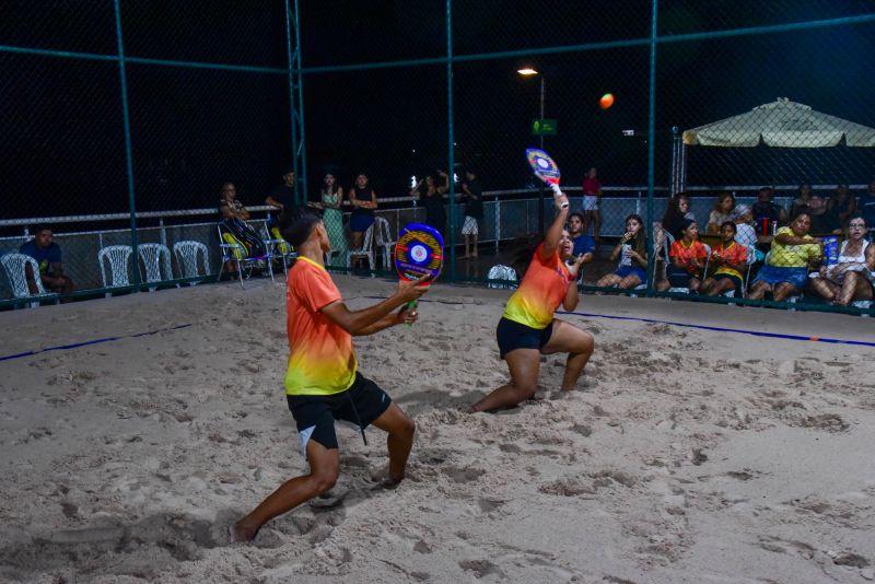 Evento esportivo na Orla de Ananindeua - Projeto Raquetes do Futuro - Beach Tênis e Tênis