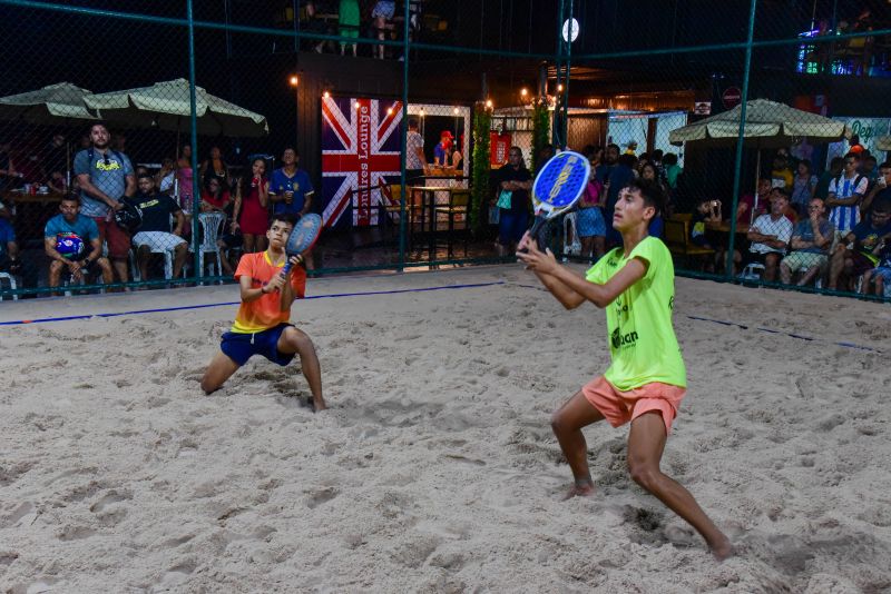 Evento esportivo na Orla de Ananindeua - Projeto Raquetes do Futuro - Beach Tênis e Tênis