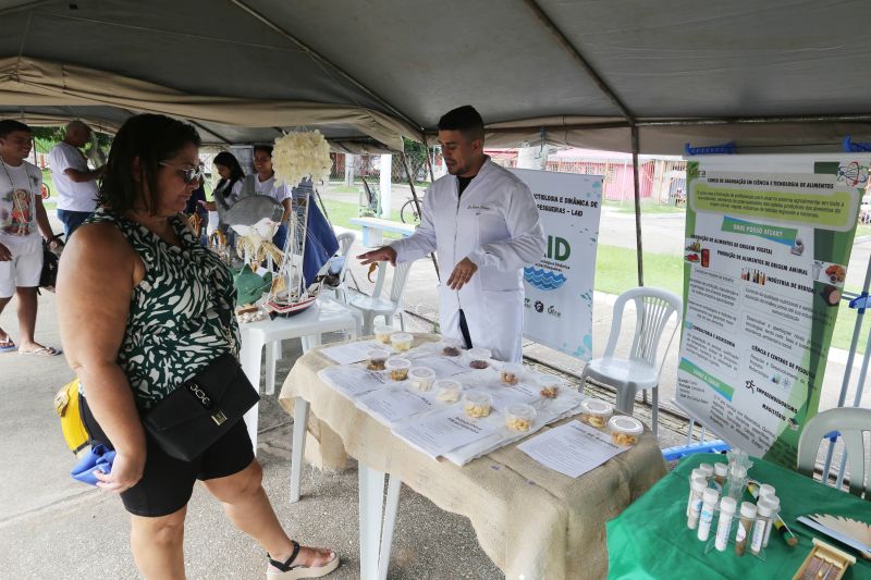 Primeira feira de Agricultura Familiar de Ananindeua na Praça Matriz