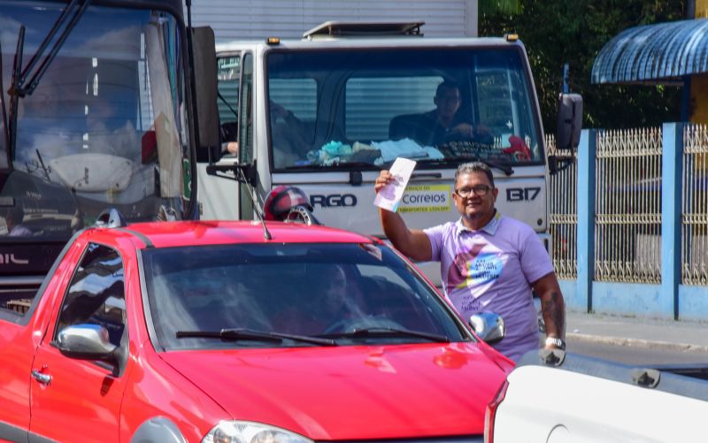 Blitz da Secretaria da Mulher na avenida 3 Corações com Mario Covas