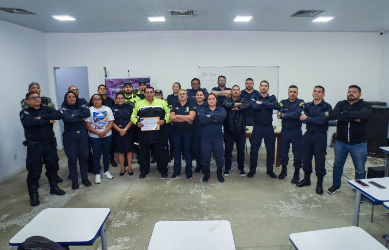 Palestra dos agentes do Semutran na Polícia Municipal e Instrutores Anjos da Guarda