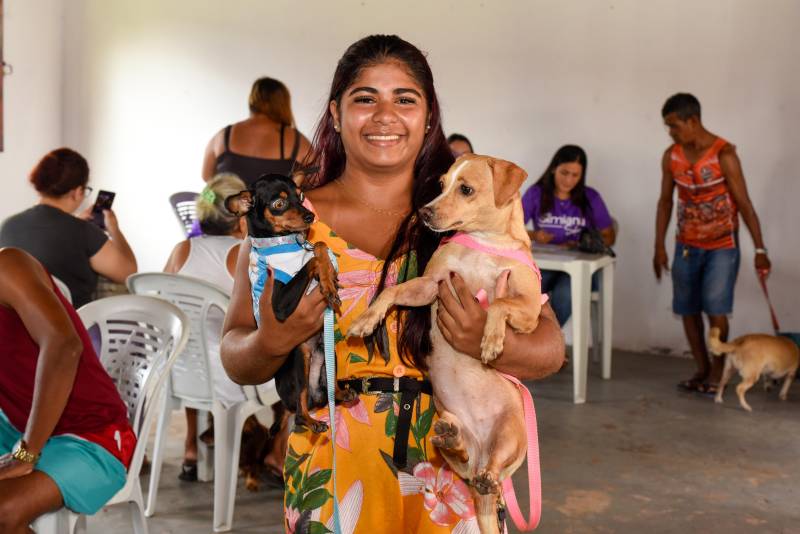 Proteção animal começa na comunidade.