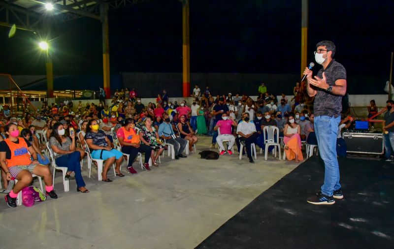 Assinatura de ordem de serviço da feira do Jaderlândia