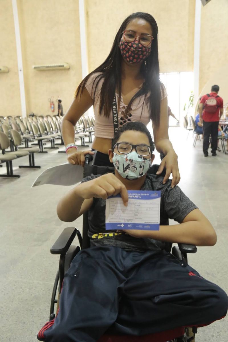 Vacinação de crianças de 11 anos Usina da Paz Icuí