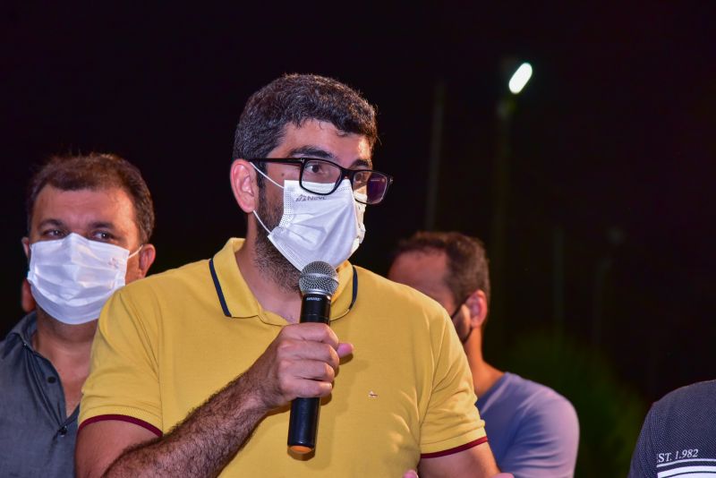 Ato de assinatura O.S para requalificação da Praça Tancredo Neves, Cidade Nova IV