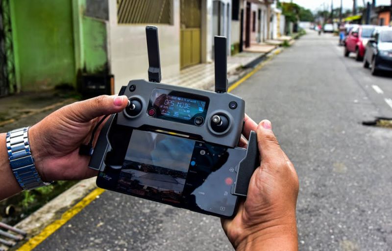 Voo Inaugural de Drone  para estudo Regularização Fundiária na Area do Falcolandia