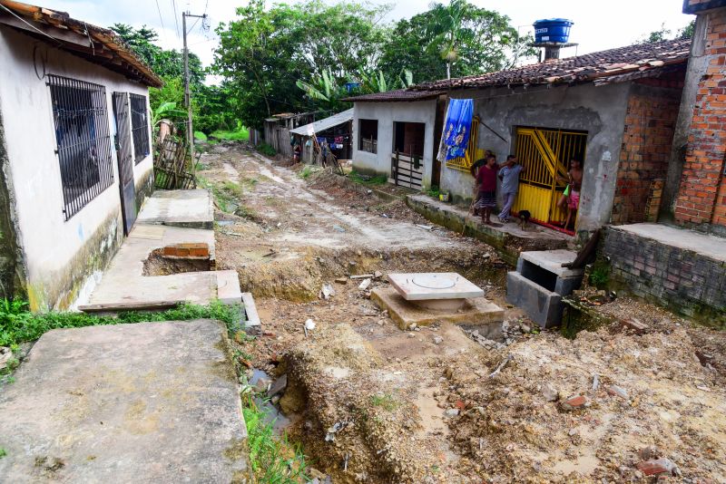Visita Técnica ás Obras de Saneamento Básico das ruas Ayrton Sena e Pinto Marques no Bairro do Icuí