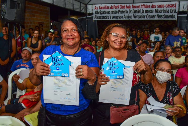 Entrega de Títulos do Programa Ananindeua Legal, Conjunto Jardim Florestal no 40 Horas