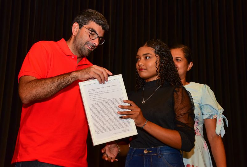 Ato de Premiação das crianças e adolescentes vencedoras do 2°Concurso de desenho e redação dos CRAS Ananindeua