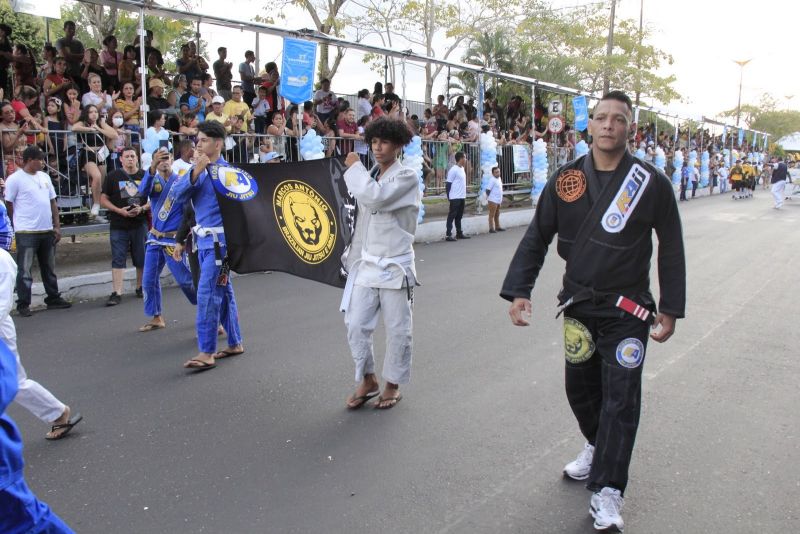 Caminhada Escolar em Alusão à Independência do Brasil lado Norte na Arterial 18