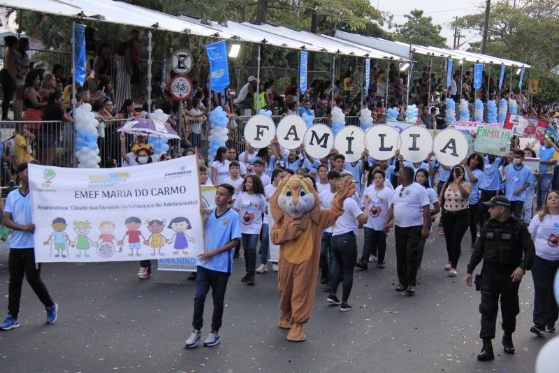 Caminhada Escolar em Alusão à Independência do Brasil lado Norte na Arterial 18