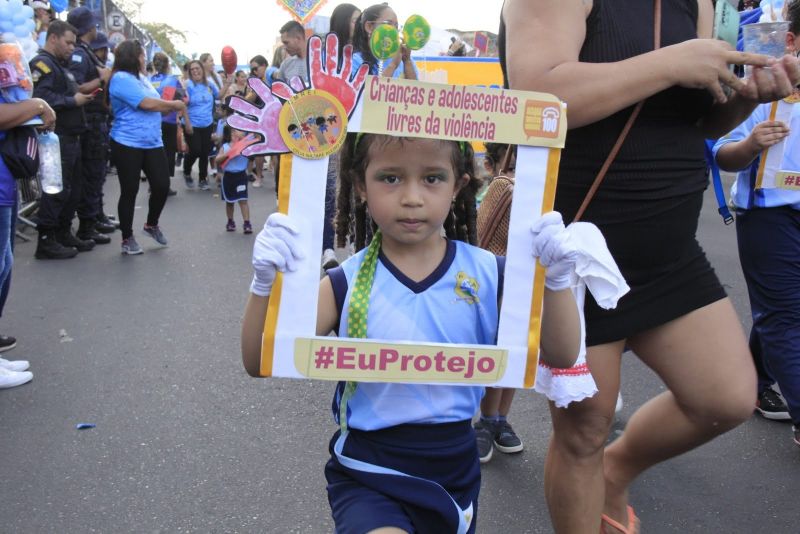 Caminhada Escolar em Alusão à Independência do Brasil lado Norte na Arterial 18