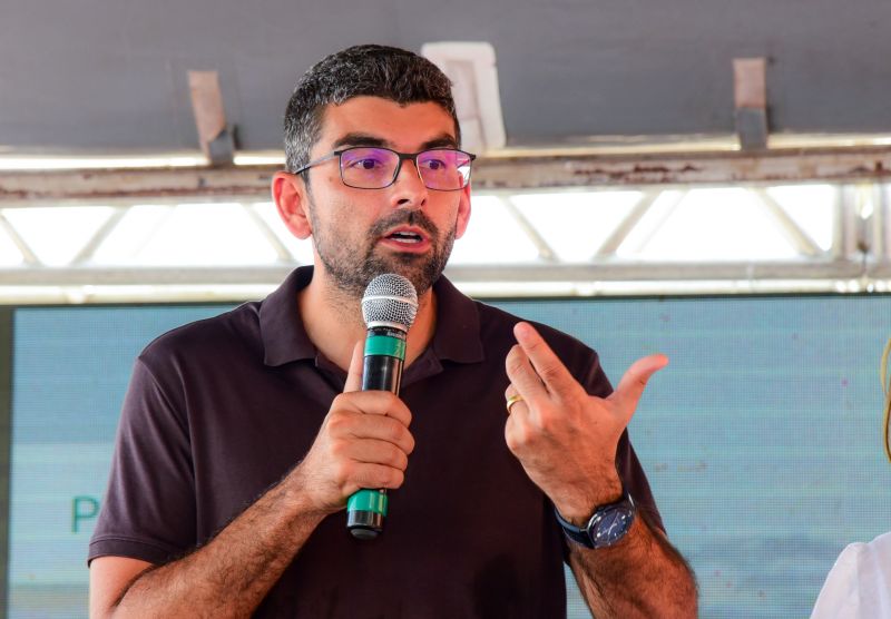 Assinatura da O.S para construção da Orla do Icuí e Apresentação do Projeto Arquitetônico no bairro Icuí