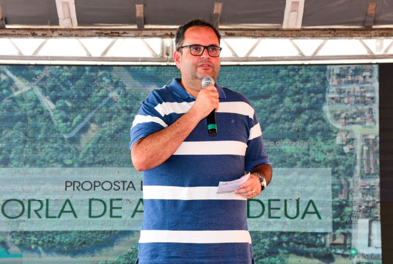Assinatura da O.S para construção da Orla do Icuí e Apresentação do Projeto Arquitetônico no bairro Icuí