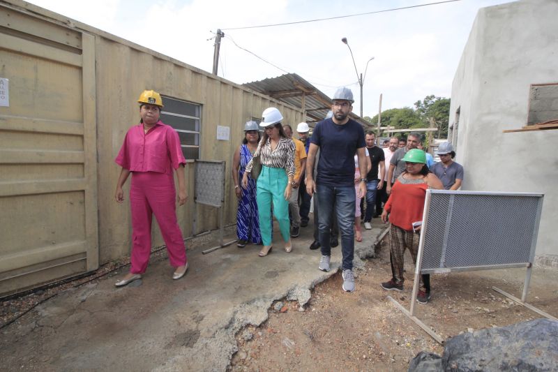 Visita técnica às obras da Casa Mulher Brasileira no bairro Centro