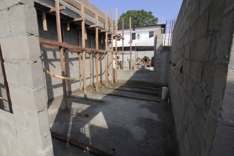 Visita técnica às obras da Casa Mulher Brasileira no bairro Centro