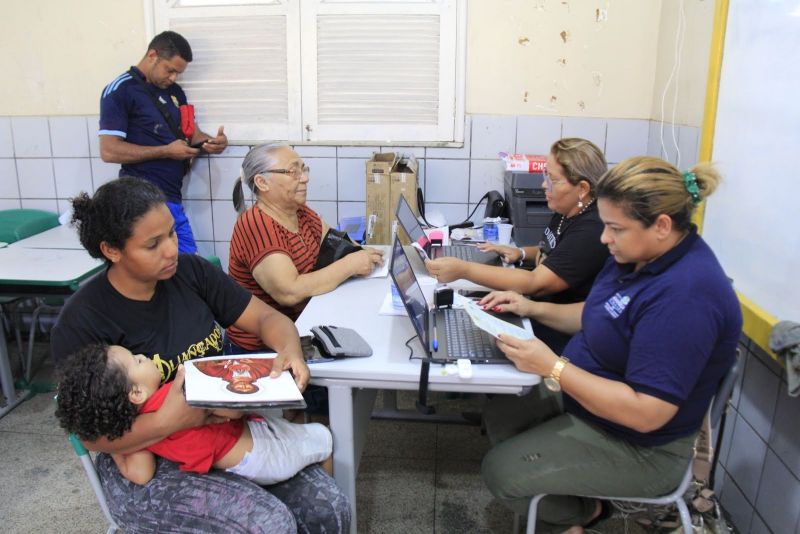 Programação CRAS na Comunidade com Serviços Sociais na escola Yacta Rabelo no loteamento Park Anne na Águas Lindas
