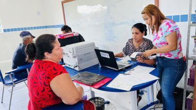 Prefeitura em Movimento leva serviços de assistência social aos moradores do Aurá