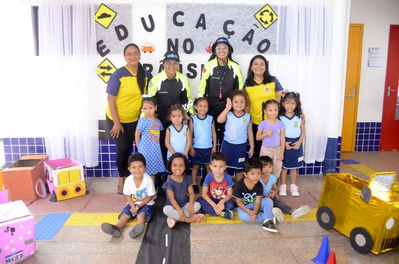 Educação de Trânsito na escola Girassol