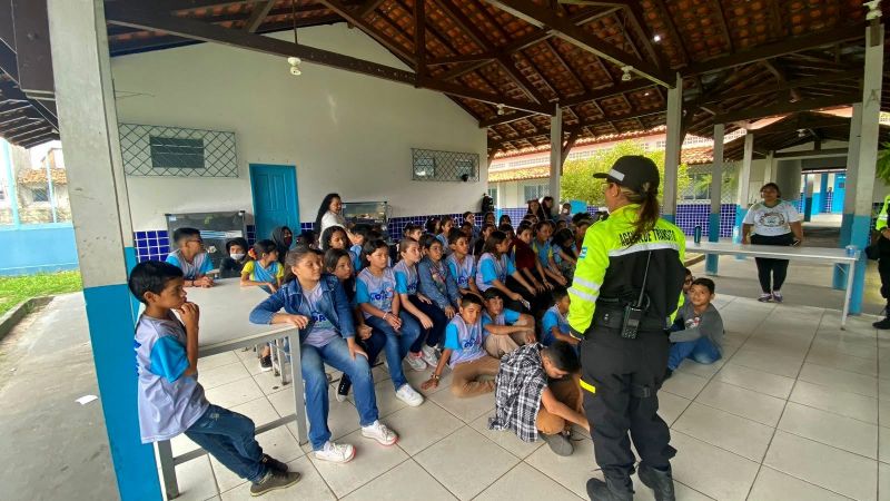 Educação de Trânsito na Escola Clovis De Souza Begot na Águas Lindas