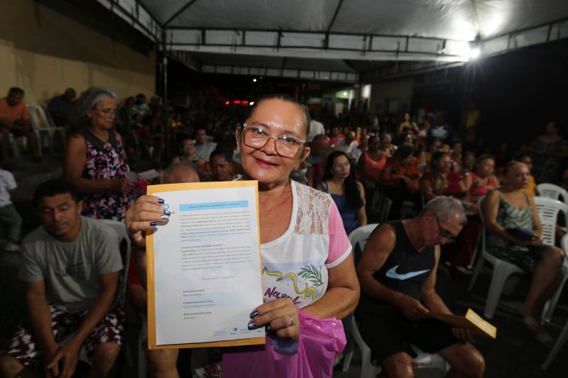 Entrega de Títulos de Propriedade na comunidade Park no bairro Icuí