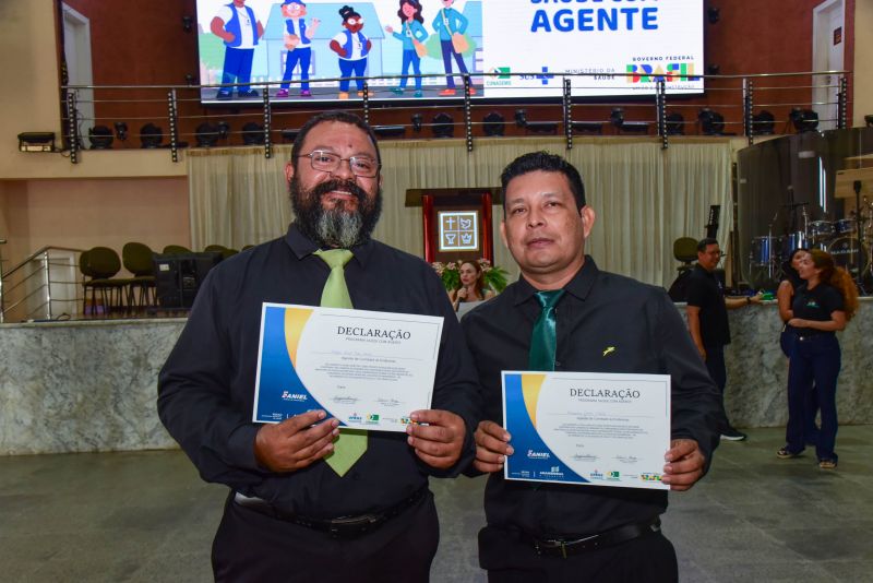 Entrega de Certificados do curso saúde com agente, para profissionais da área da Saúde. ( Asc / Ace )