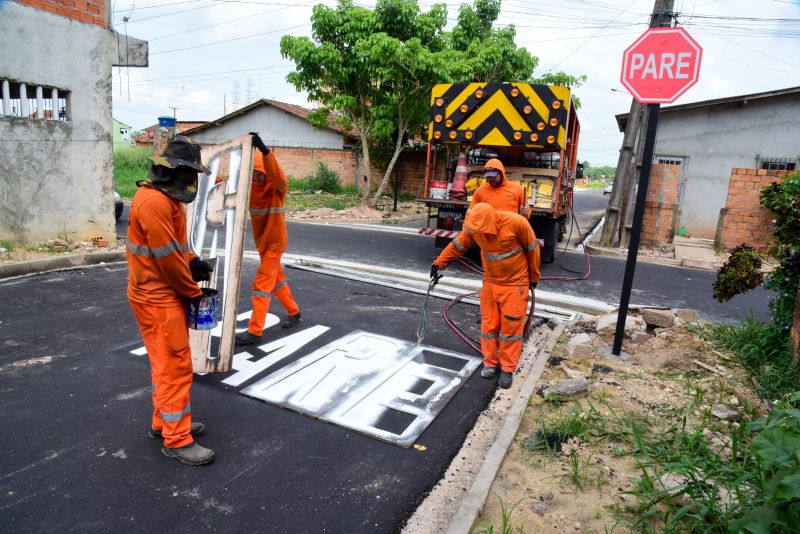 Sinalização Asfáltica na Comunidade Hokkaida no bairro Águas Brancas