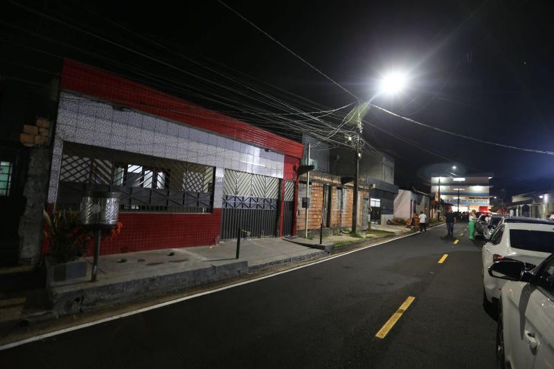 Inauguração das ruas Asfaltadas com sinalização e Iluminação em Led do Conjunto Jardim Cristal no bairro 40 Horas
