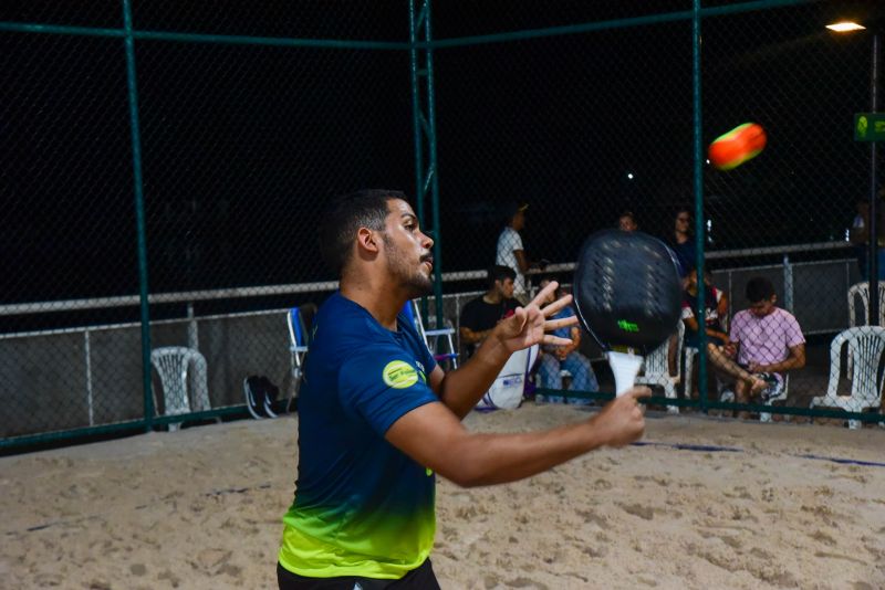 Evento esportivo na Orla de Ananindeua - Projeto Raquetes do Futuro - Beach Tênis e Tênis