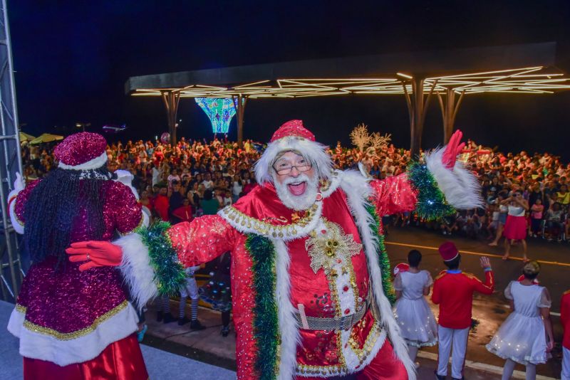 Espetáculo Natalino e Natal de Amor na Orla de Ananindeua