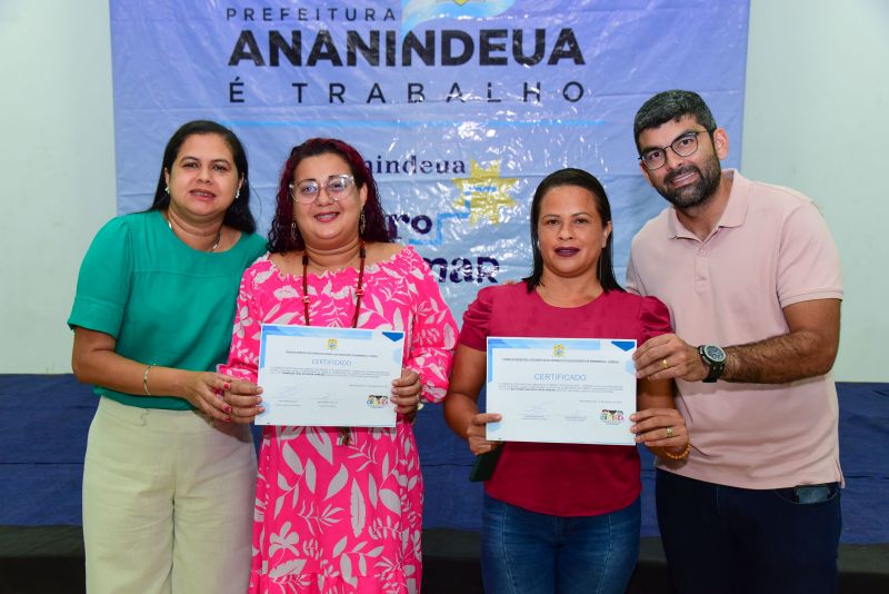 Cerimônia de posse do Conselho Municipal de Assistência Social e Conselho Municipal da Criança e Adolescente na ACIA