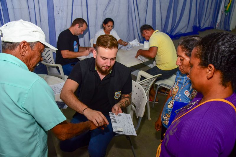 Programação do Corujão de Saúde, e Entrega do 1º Consultório Móvel de Saúde da Mulher da Região Metropolitana no bairro Icuí Guajará