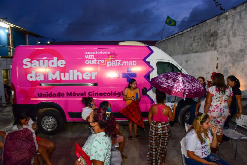 Programação do Corujão de Saúde, e Entrega do 1º Consultório Móvel de Saúde da Mulher da Região Metropolitana no bairro Icuí Guajará