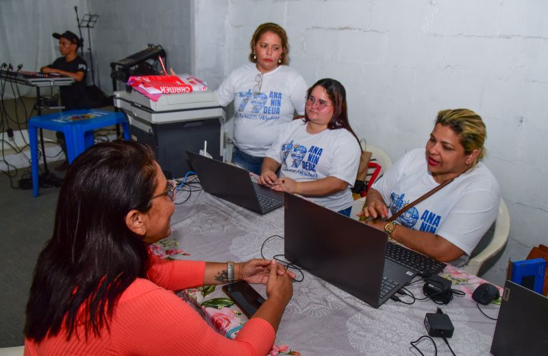 Programação do Corujão de Saúde, e Entrega do 1º Consultório Móvel de Saúde da Mulher da Região Metropolitana no bairro Icuí Guajará