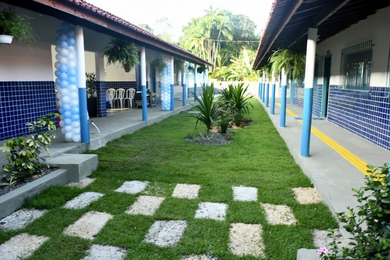 Reinauguração da Escola Municipal Saré no Distrito Industrial
