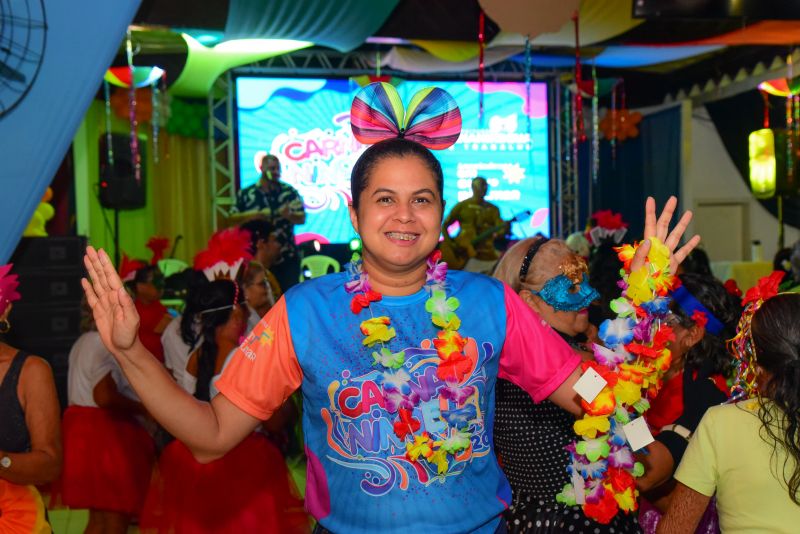 Baile de Máscaras da Melhor Idade no clube Asbep