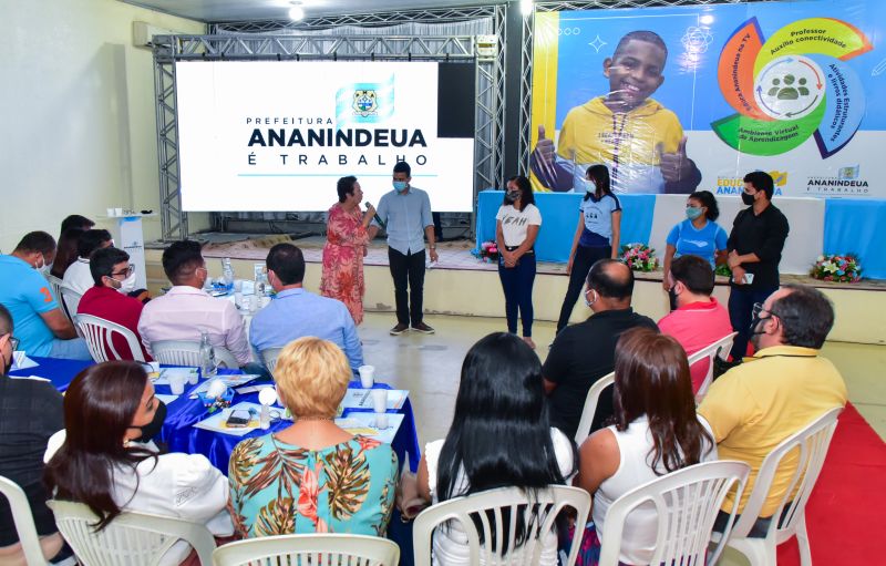 Lançamento do Pré Vestibular. Vem Enem