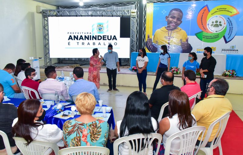 Lançamento do Pré Vestibular. Vem Enem