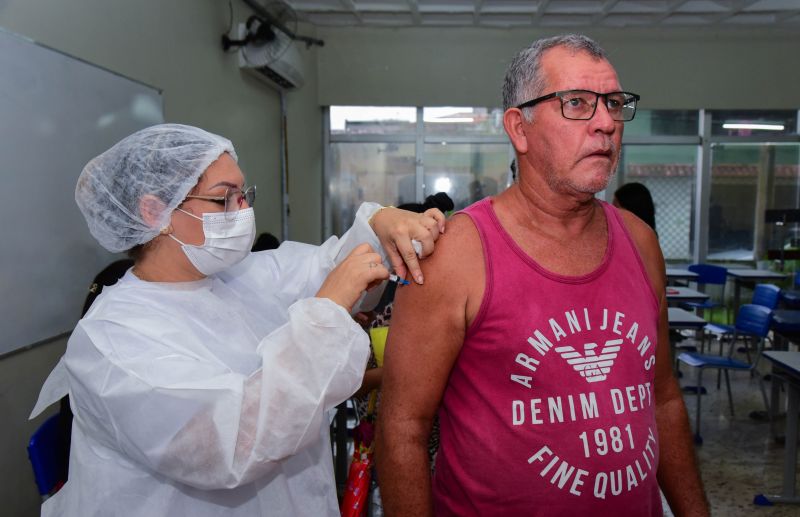 Ação da 6º Edição do Corujão da Saúde na Igreja Cristo Rei no Bairro da Guanabara