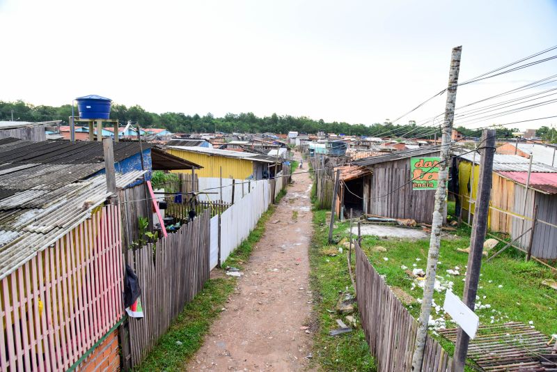 Assinatura do Decreto de Desapropriação da Comunidade Canaã no Bairro do Curuçambá