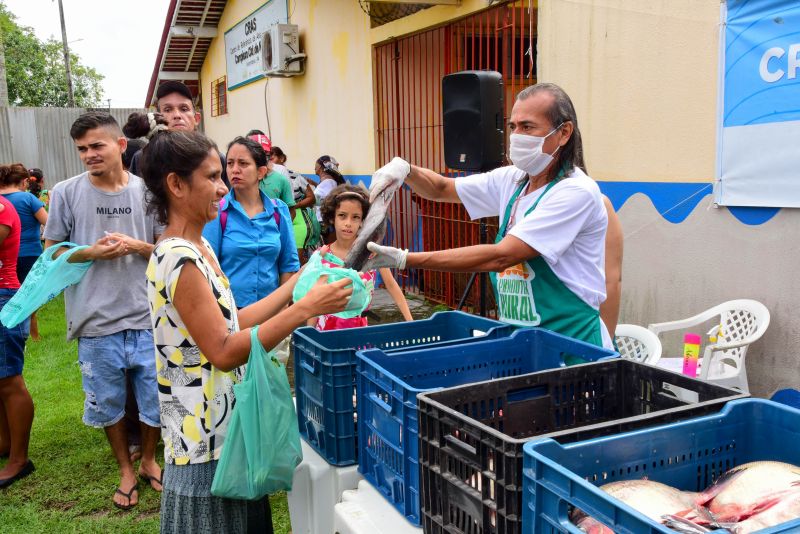 Doação de peixes nos CRAS de Ananindeua