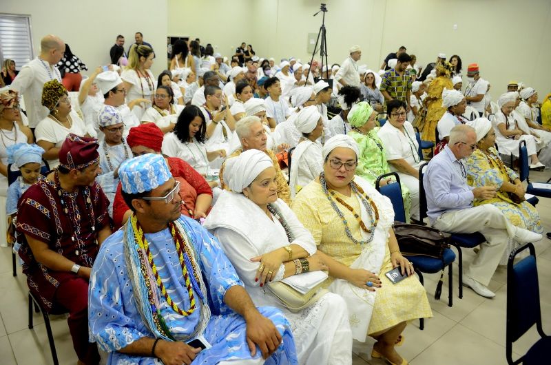 Homenagem a Sacerdotes de Religiões de Matrizes Africanas