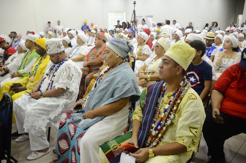 Homenagem a Sacerdotes de Religiões de Matrizes Africanas