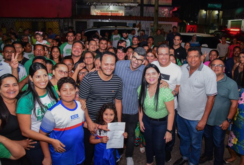 Assinatura de Ordem de Serviço para Pavimentação Asfáltica da rua Do Fio no bairro Maguari