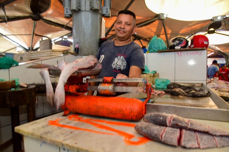 Entrega de equipamentos para feirantes da feira Cidade Nova IV e lançamento do aplicativo Feira Top Ananin
