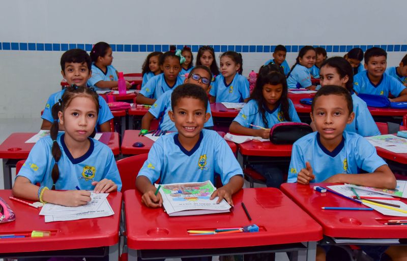 Inauguração da unidade de Educação EMEF Herminio Calvinho Filho na rodovia dos Trabalhadores na Cidade Nova