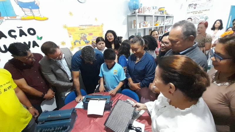 Novos equipamentos para escrita em braille são entregues na escola São Judas Tadeu